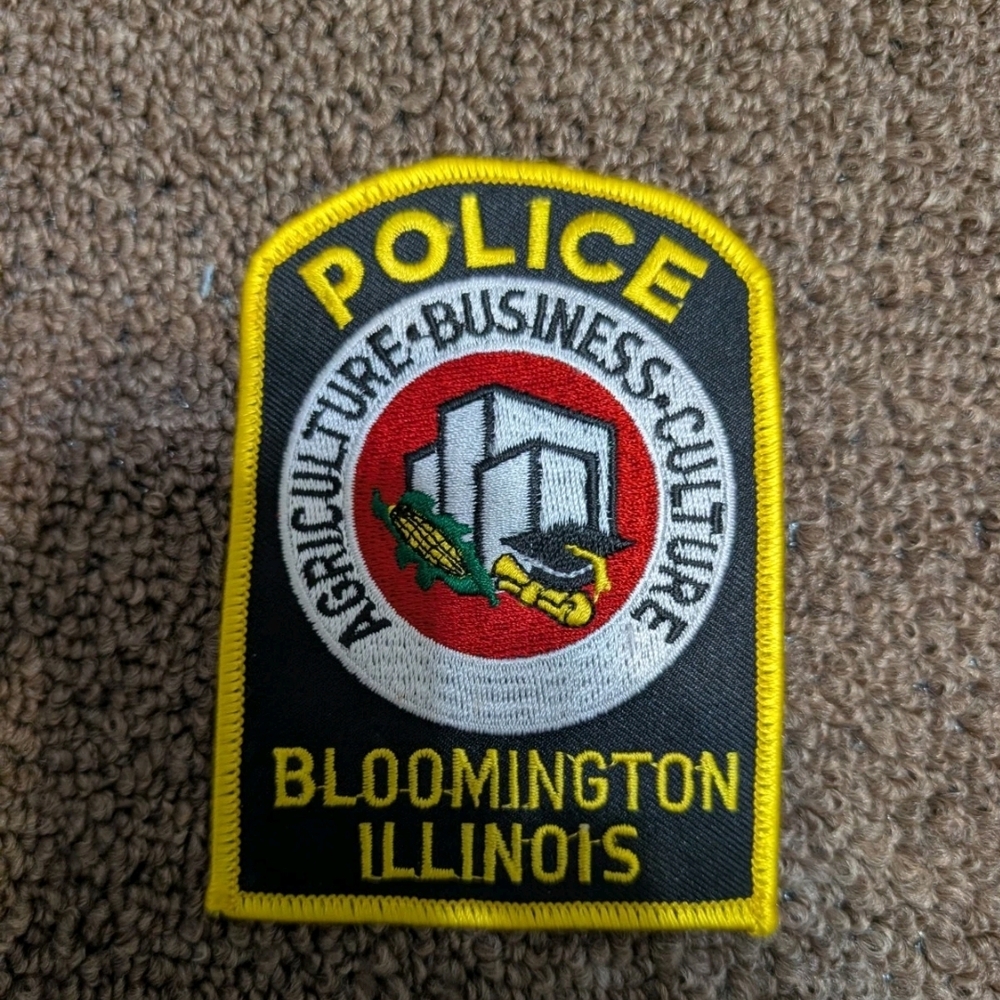 Bloomington Illinois Police Shoulder Collectables Patch